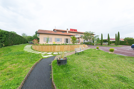 Hotel Des Grands Vins - photo 16
