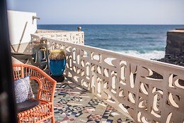 CIRCO WAVE HOUSE GRAN CANARIAS