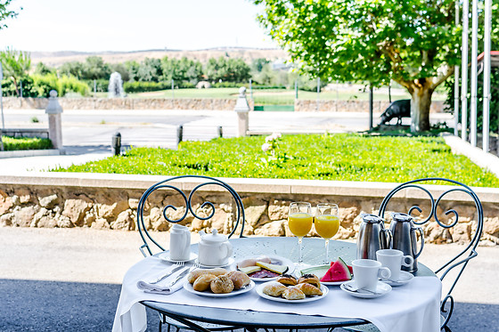 Dos noches con experiencia bienestar para 2 en Hotel Doña Brígida - Salamanca Forum**** en Villamayor (Salamanca)