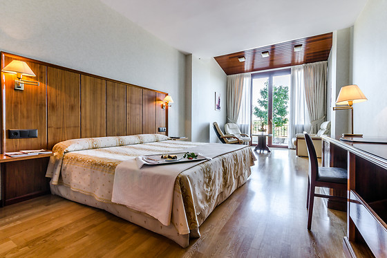 Dos noches con experiencia bienestar para 2 en Hotel Doña Brígida - Salamanca Forum**** en Villamayor (Salamanca)
