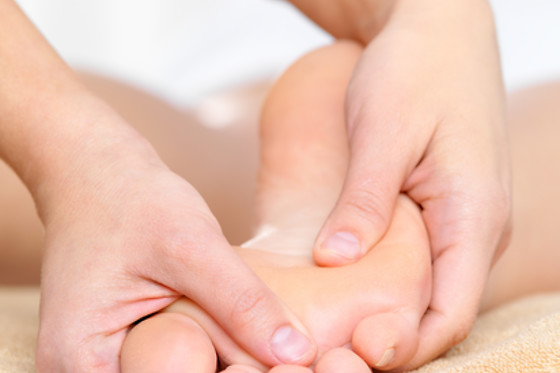 Un masaje reflexología podal para 2 en Terap Natural Zen en Barcelona