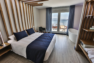 Una noche con experiencia bienestar para 2 en Hotel Playa de Camariñas en Camariñas (A Coruña)