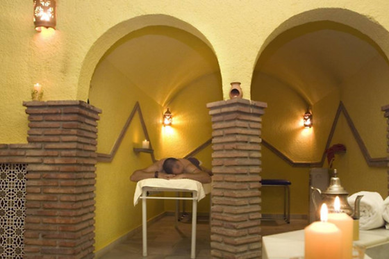 Una noche para 2 en Cuevas Hammam Abuelo José en Guadix (Granada)