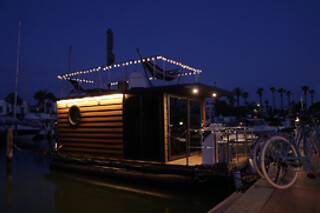 Dos noches para 2 en Little París- La Mansion Bateau en San Roque (Cádiz)