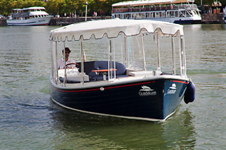 Paseo exclusivo en barco por el río Guadalquivir (Sevilla)