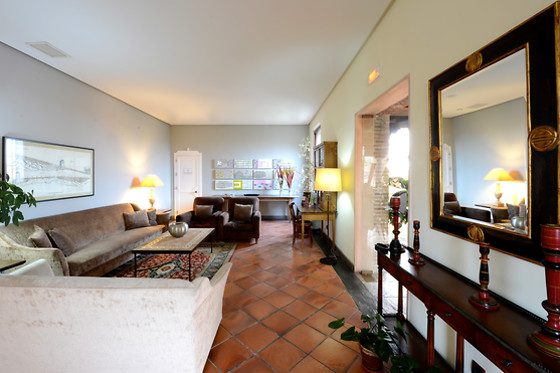 Dos noches con desayunos para 2 adultos y 1 niño en Hotel Cigarral El Bosque***** en Toledo