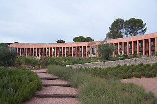 Dos noches con desayunos para 2 adultos y 1 niño en Hotel Cigarral El Bosque***** en Toledo