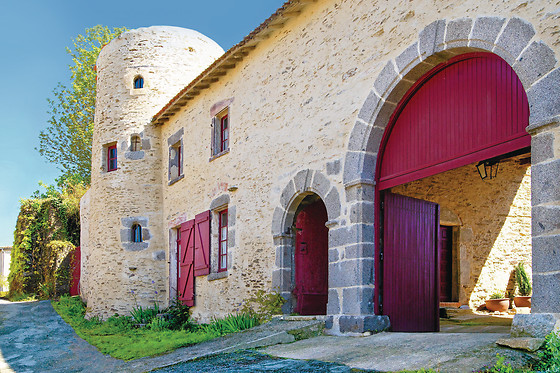 Logis la Tour des Laudes - photo 0