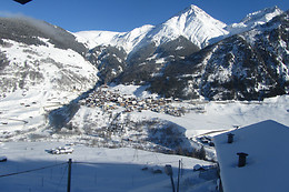 Hotel Cuntera