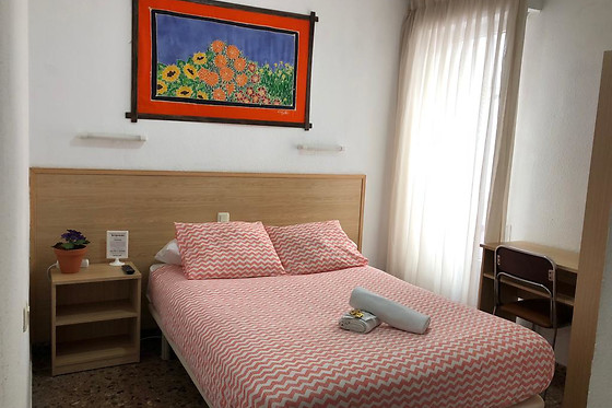 HOSTAL MILMARCOS - photo 1