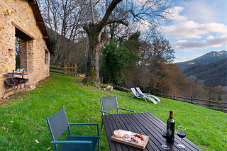 Una noche para 2 en Kabania El Bosque en Nava (Asturias)