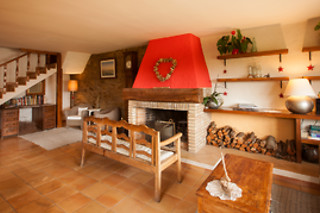 Una noche con desayuno para 2 en Hotel Boutique Niu de Sol*** en Palau Saverdera (Girona)