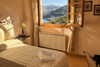 Dos noches con desayunos para 4 en Hotel Pico Espiguete** en Alba de los Cardaños (Palencia)