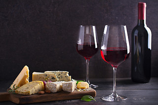 Tapas y vinos