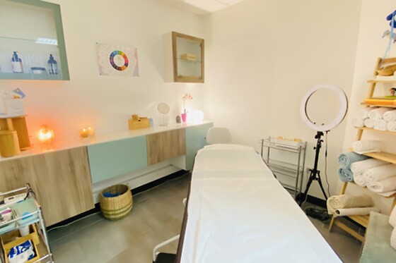 Esthetica by Victoria - photo 0