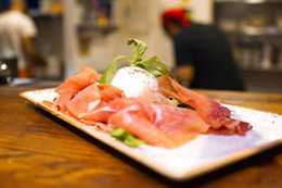 RESTAURANTE ITALIANO SALE & PEPE CASTAÑOS