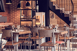 RESTAURANTE ITALIANO SALE & PEPE BARRIO