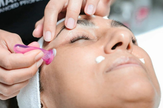 Un tratamiento corporal para 1 en Centro de Estética Jade en San Sebastián de los Reyes (Madrid)