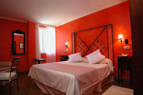 Dos noches con cenas para 2 en Hotel Torres de Somo**** en Cantabria