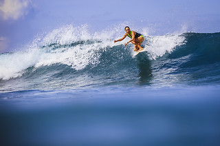 Clase de surf en Les Botigues de Sitges (Barcelona)