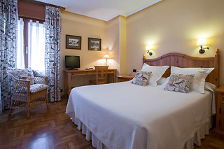Casa Camila en Oviedo (Asturias)