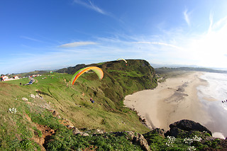 Vuelo en parapente biplaza con monitor  en Gijón (Asturias)