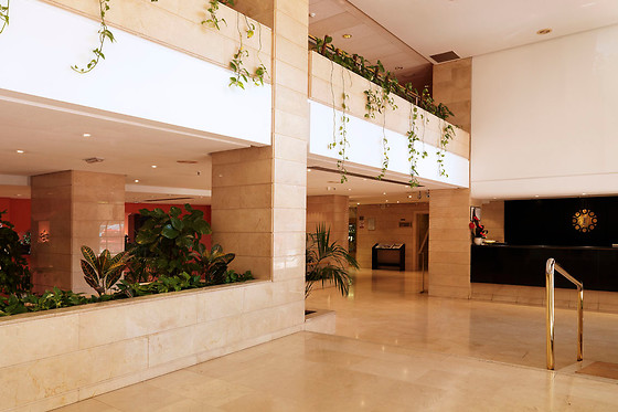 Dos noches con desayunos para 2 en Hotel Intur Castellón**** en Castellón de la Plana (Castellón)
