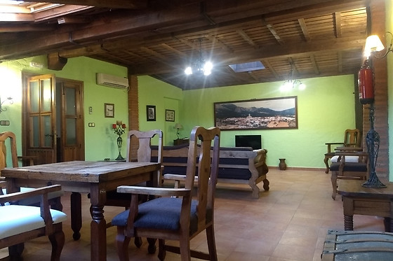 HOTEL VILLA DE BERZOCANA - photo 2