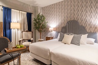 Dos noches con desayunos para 2 adultos y 1 niño en Hotel Palacio de los Salcedo**** en Baeza (Jaén)