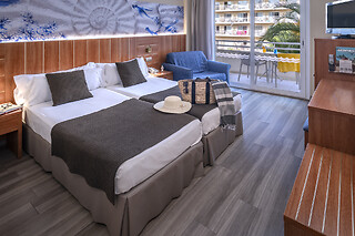 Dos noches con desayunos para 2 en Hotel GHT Aquarium & Spa**** en Lloret de Mar (Girona)