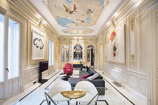Una noche en suite con desayuno para 2 en Palacio Salvetti Suites**** en Alicante