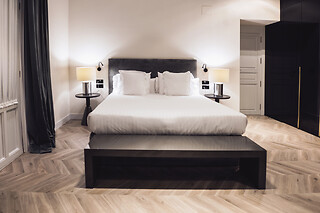 Una noche en suite con desayuno para 2 en Palacio Salvetti Suites**** en Alicante