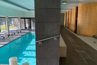 Un acceso a espacio bienestar para 1 en Hotel Rural Spa Resguard dels Vents en Ribes de Freser (Girona)