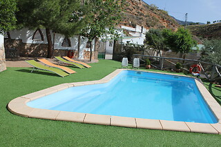 Dos noches en casa cueva suite con jacuzzi para 2 en Casas Cueva Cazorla en Hinojares (Jaén)