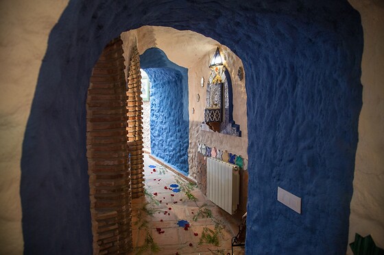 Dos noches en casa cueva suite con jacuzzi para 2 en Casas Cueva Cazorla en Hinojares (Jaén)