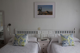 HOTEL CONSUEGRA