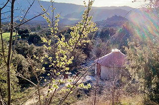 Una noche en una Yurta Mongola para 2 en Terra del Congost en Castissent (Lleida)