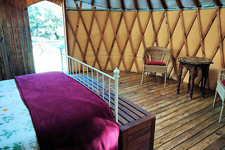 Una noche en una Yurta Mongola para 2 en Terra del Congost en Castissent (Lleida)