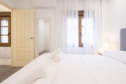APARTAMENTOS VIRGEN BLANCA