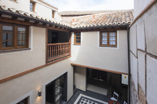 Dos noches en apartamento para 2 en Apartamentos Virgen Blanca en Toledo