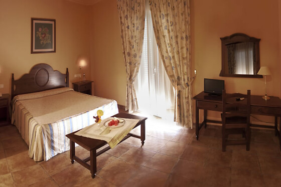 HOTEL ASADOR ALBENZAIRE - photo 1