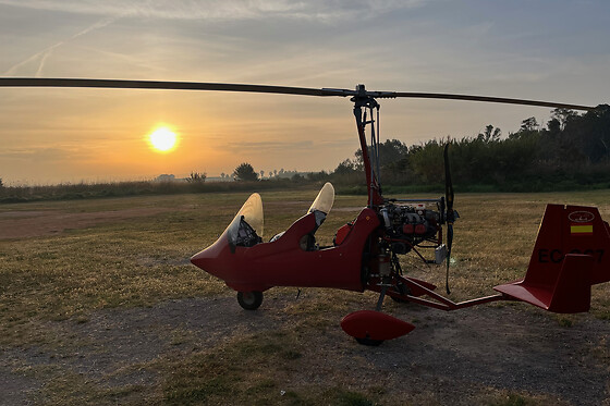 Un vuelo en autogiro para 2 en Cota 300 Aviación en Daganzo de Arriba (Madrid)