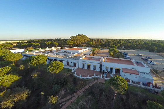Una noche con desayuno para 2 en Complejo turístico rural Nazaret de Moguer en Moguer (Huelva)