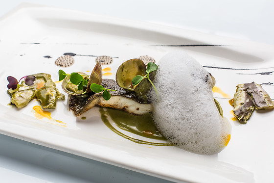 Una cena con menú degustación para 2 en Suis Amb Josep Forrellat en Sabadell (Barcelona)