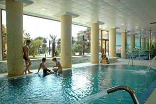 Un acceso a espacio bienestar para 1 en Hotel IPV Palace & Spa Costa del Sol Sup en Fuengirola (Málaga)