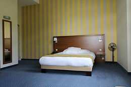 THE ORIGINALS Hôtel Val-Vignes