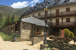 APARTHOTEL SIENTE BOI & SPA